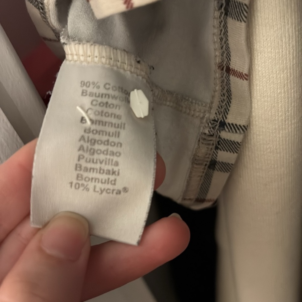 Authentic Burberry Short Sleeve Top - Picture 6 of 6